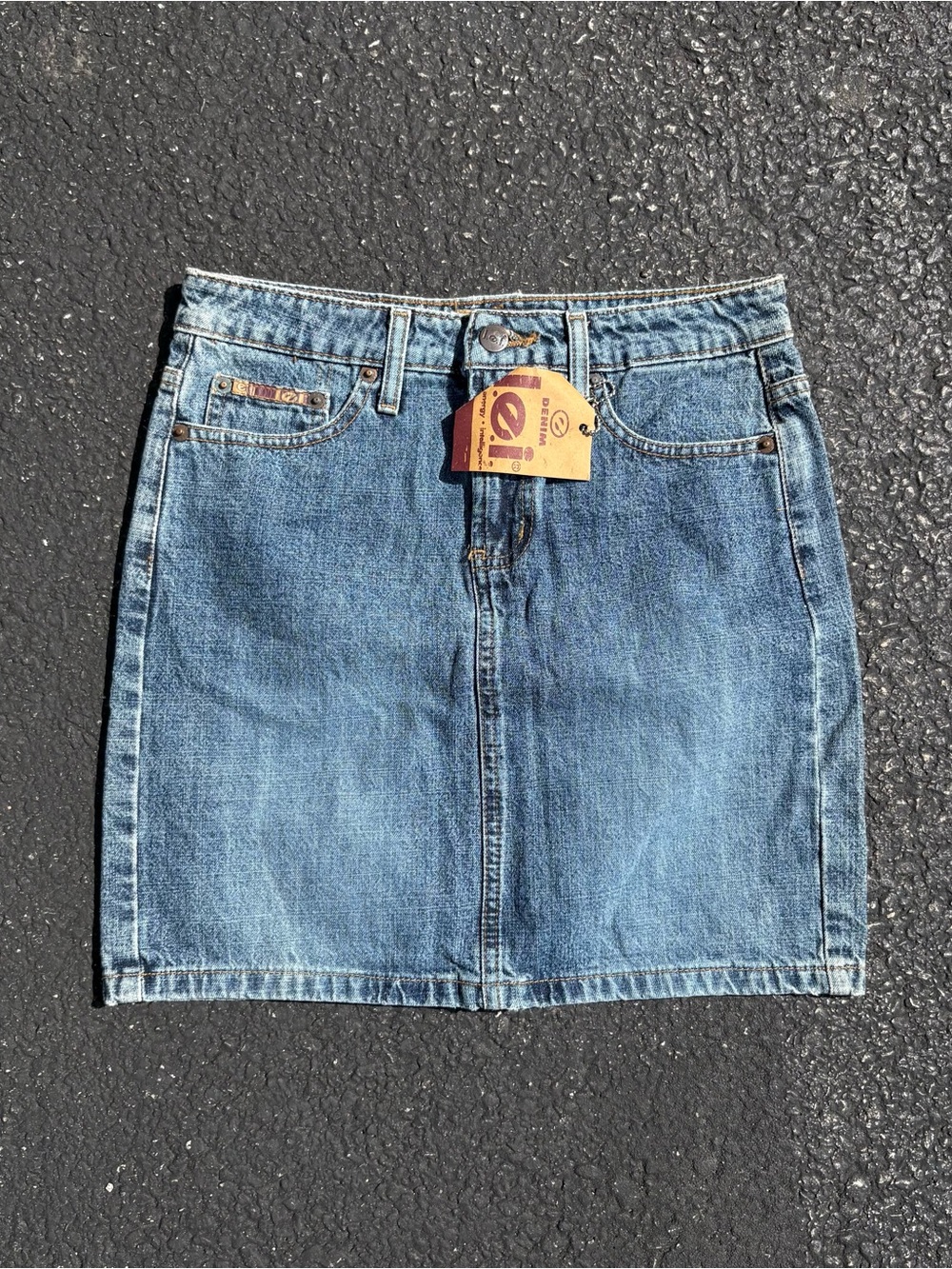 Vintage Women’s LEI Denim Blue Jean Mini Skirt Size 28 Cute Classic 90s Summer